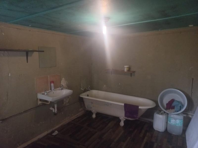 To Let Commercial Property for Rent in Sunnyside Eastern Cape